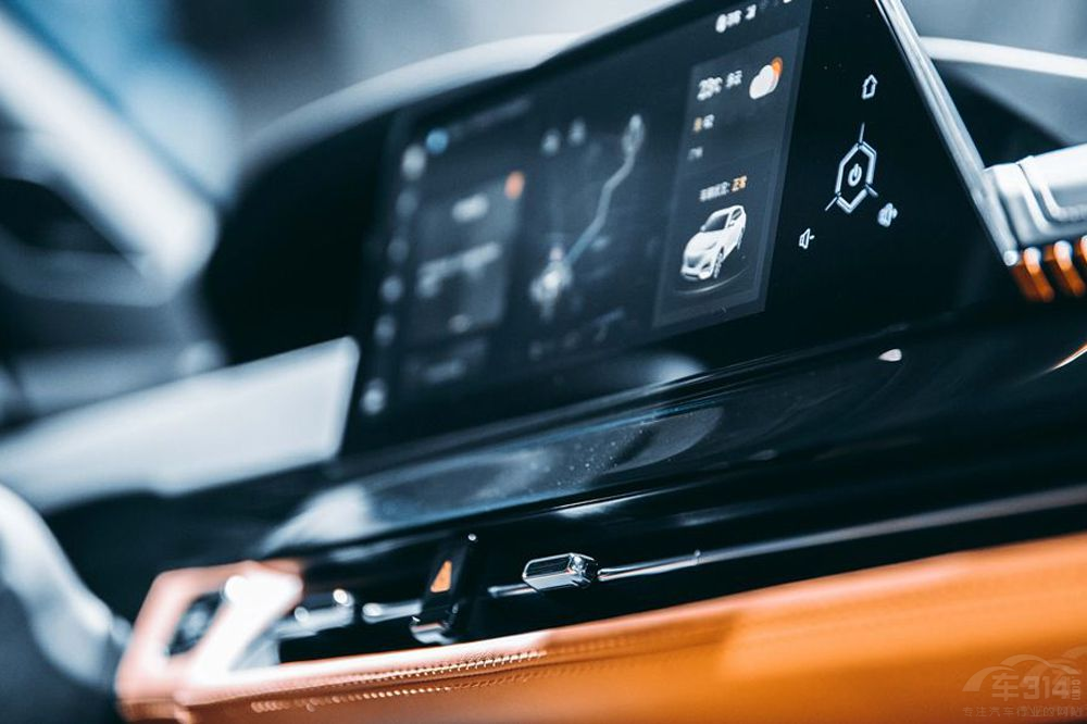 自主與合資的較量 看UNI-K如何硬剛CX-5 自主與合資的較量 看UNI-K如何硬剛CX-5