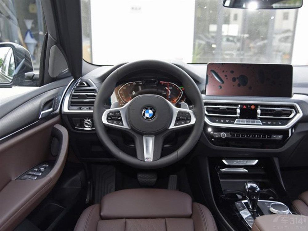 ���A����SUV�N����ǰ���ѽ��Ξ�Ό�BBA