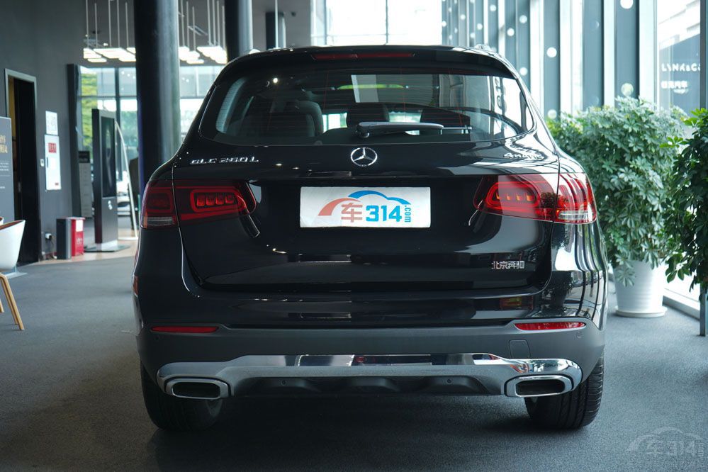 ���A����SUV�N����ǰ���ѽ��Ξ�Ό�BBA