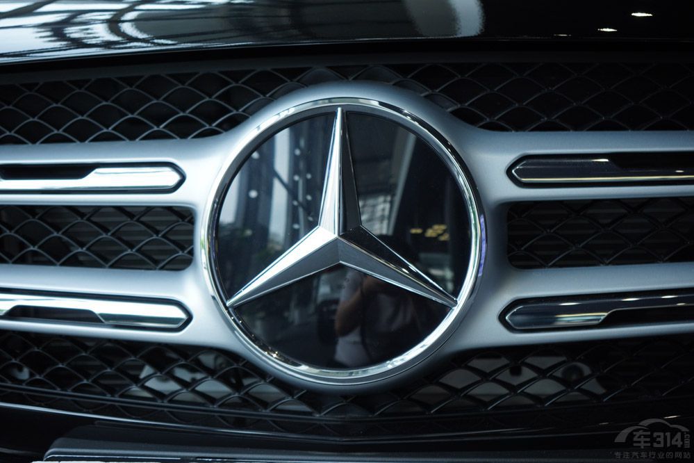 ���A����SUV�N����ǰ���ѽ��Ξ�Ό�BBA