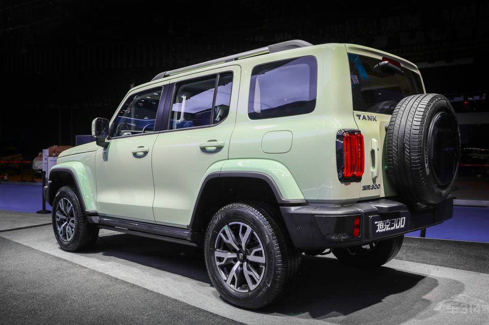 ���p�����x̹��300߀�ǵȽ�;Ӳ��SUV��