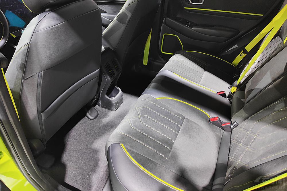 �ȁ���ԪPLUS���ȱ���e:NS1 ����x�l��