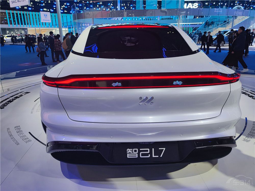 �Ǽ�L7��ZEEKR 001���� �l����һ�I�أ�