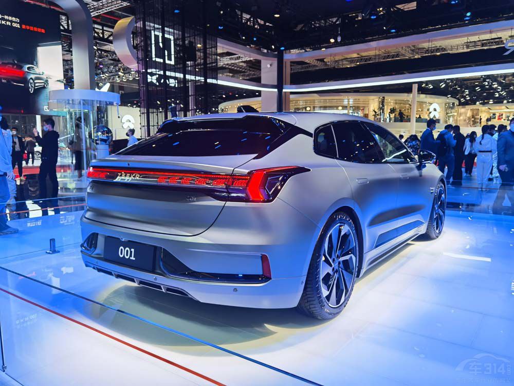 �Ǽ�L7��ZEEKR 001���� �l����һ�I�أ�