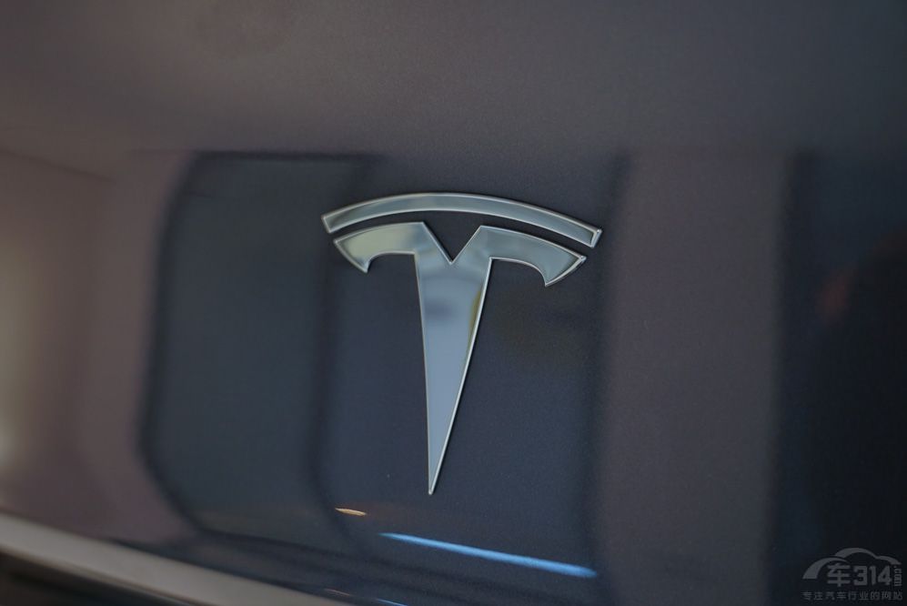 ���갢����S HI��߀�x����˹��Model3�᣿