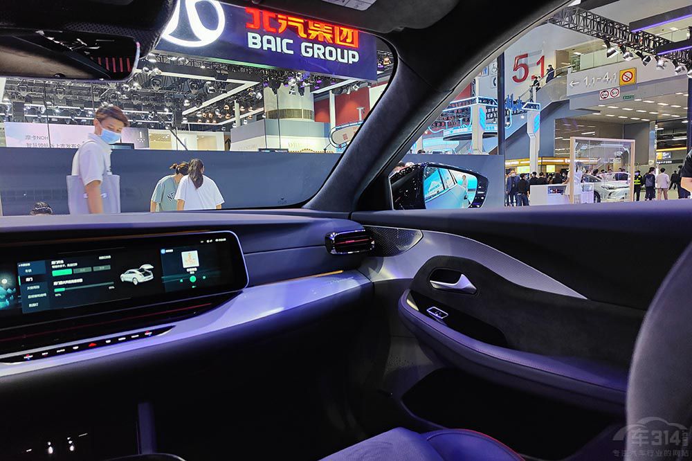 ���갢����S HI��߀�x����˹��Model3����