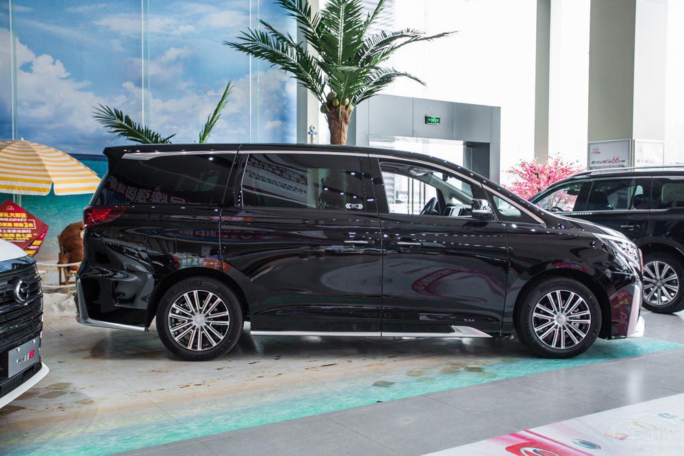 �N���ӽ� ����M8���Ȅe��GL8�Ѓ�(y��u)�݆���