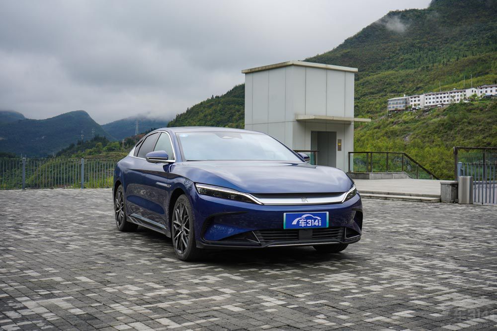 �O��������S���ȱȁ��ϝhEV�����x���l