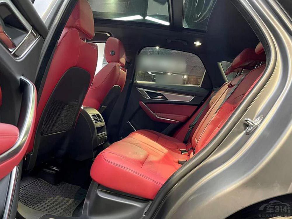 ����ɂ�(g��)�O�˵���ʮ�f(w��n)��(j��)�e���ASUV �x�l(shu��)