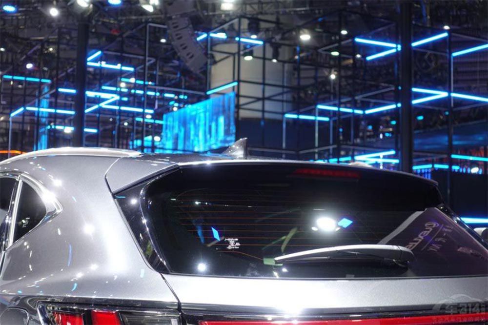 ����ɂ�(g��)�O�˵���ʮ�f(w��n)��(j��)�e���ASUV �x�l(shu��)