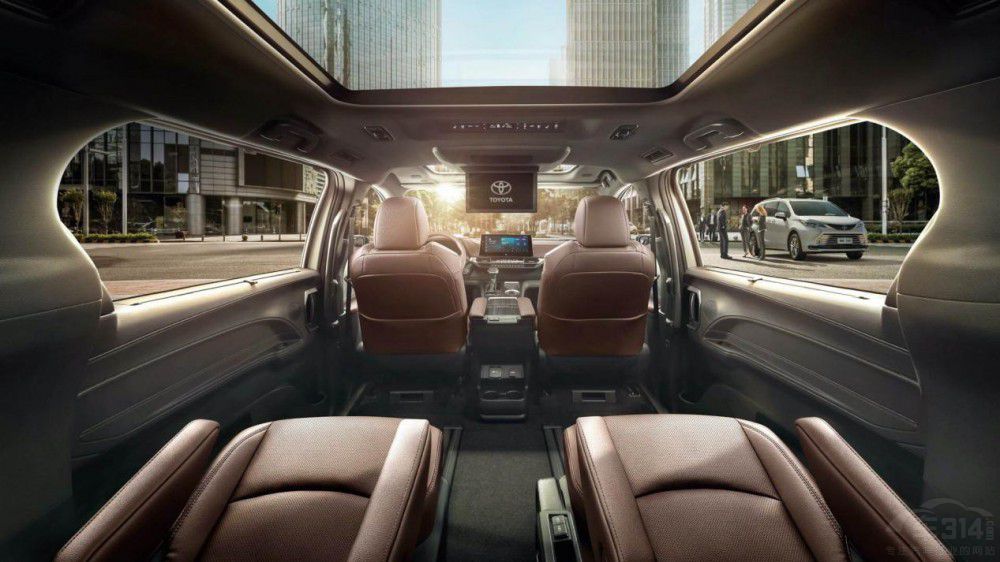 �д���SUV�ı�ƴ �S��ِ�Ǻ͍��D�����