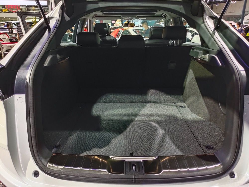 ���Y����SUV���� ��ϵ��ϵ��ϵԓ��ô�x��