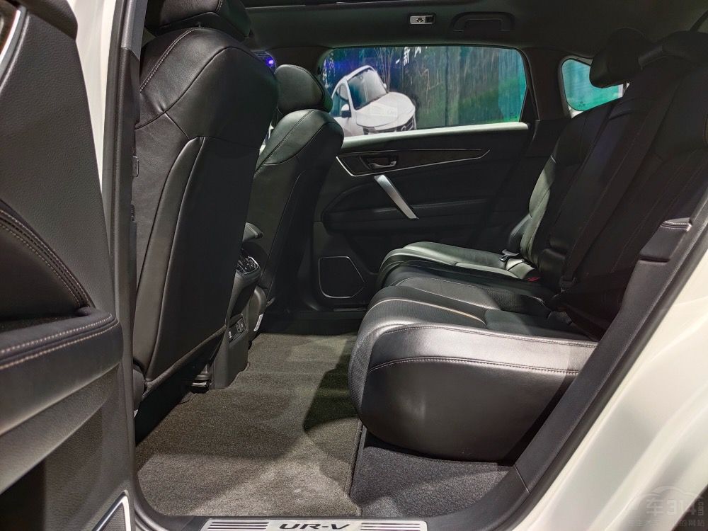 ���Y����SUV���� ��ϵ��ϵ��ϵԓ��ô�x��