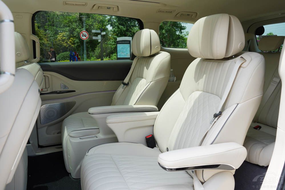 �߶�MPV֮�x �v��D9�c������l��ֵ���I