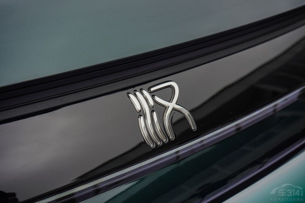 30�f���ܼ�늼��IPK ��˹����(du��)�ȱȁ���