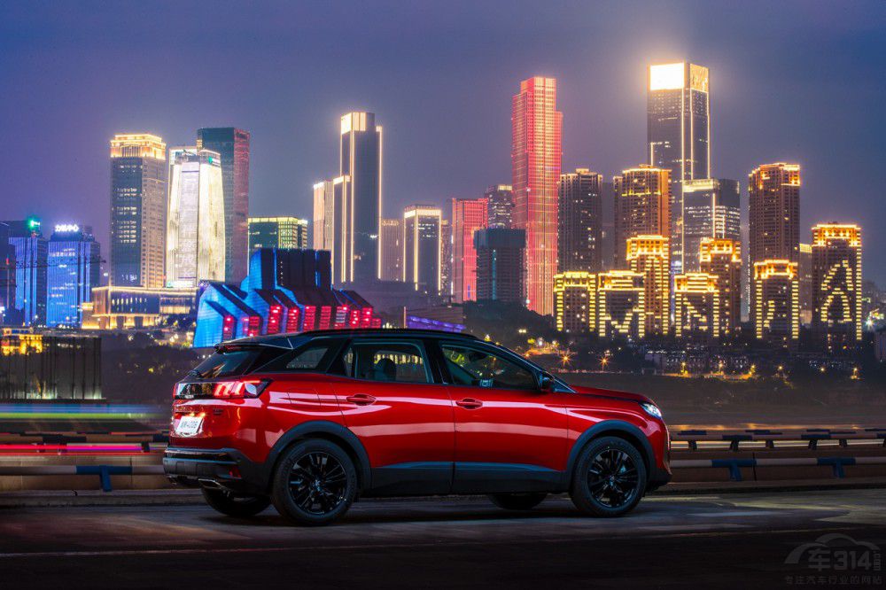 全新標(biāo)致4008炫夜版給你一個(gè)炫起來的夜晚 全新標(biāo)致4008炫夜版給你一個(gè)炫起來的夜晚