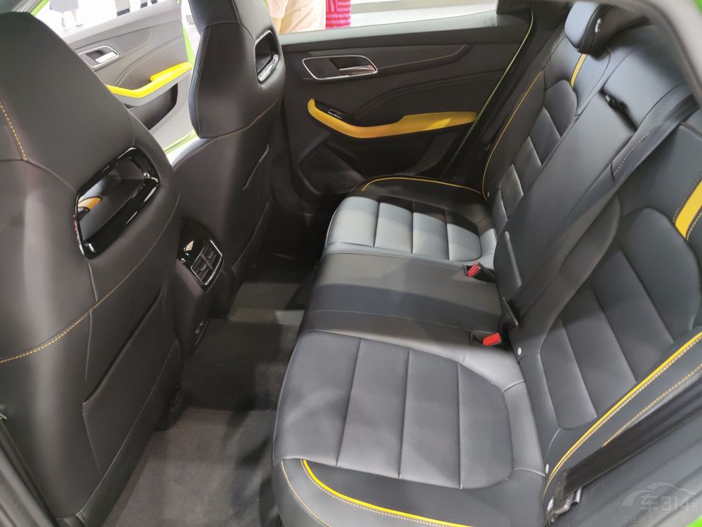 �ȁ�����PLUS DM-i��������6 ��늻��