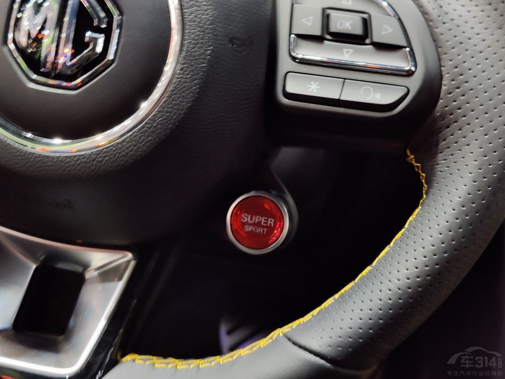 �ȁ�����PLUS DM-i��������6 ��늻��