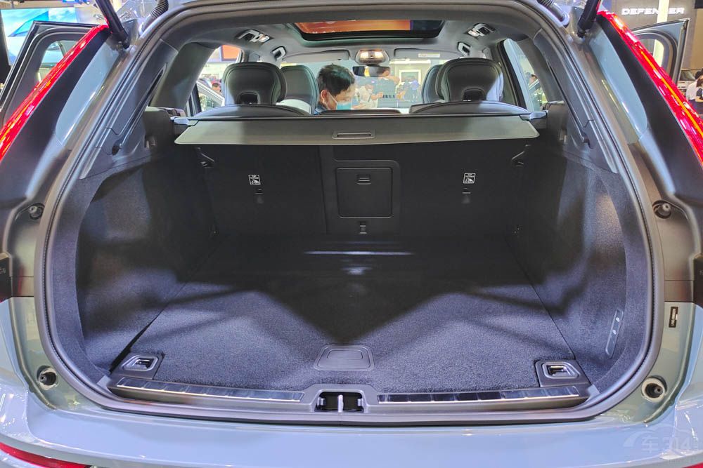 沃爾沃XC60對比凱迪拉克XT5 更推薦后者 沃爾沃XC60對比凱迪拉克XT5 更推薦后者