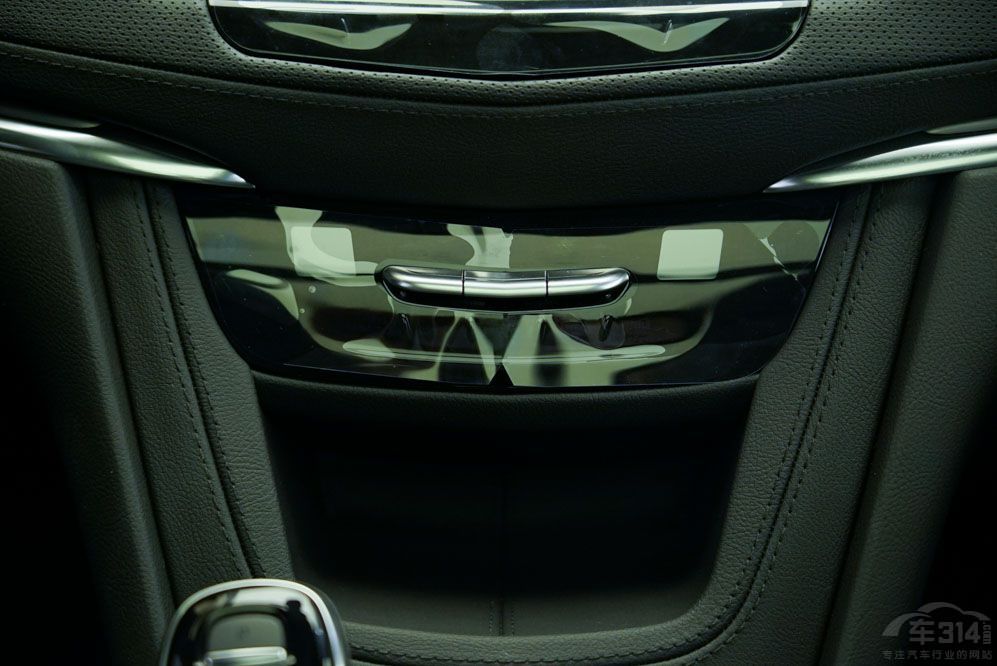 沃爾沃XC60對比凱迪拉克XT5 更推薦后者 沃爾沃XC60對比凱迪拉克XT5 更推薦后者