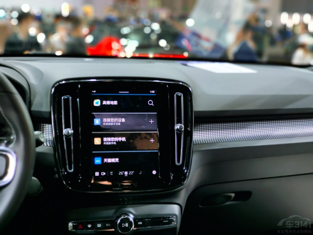 ��ϵ�c���W���A���Q XC40��CR-V��ô�x��