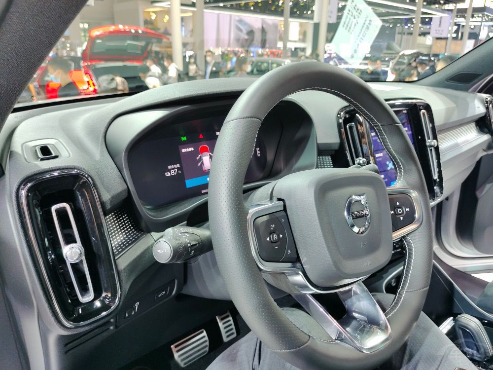 ��ϵ�c���W���A���Q XC40��CR-V��ô�x��