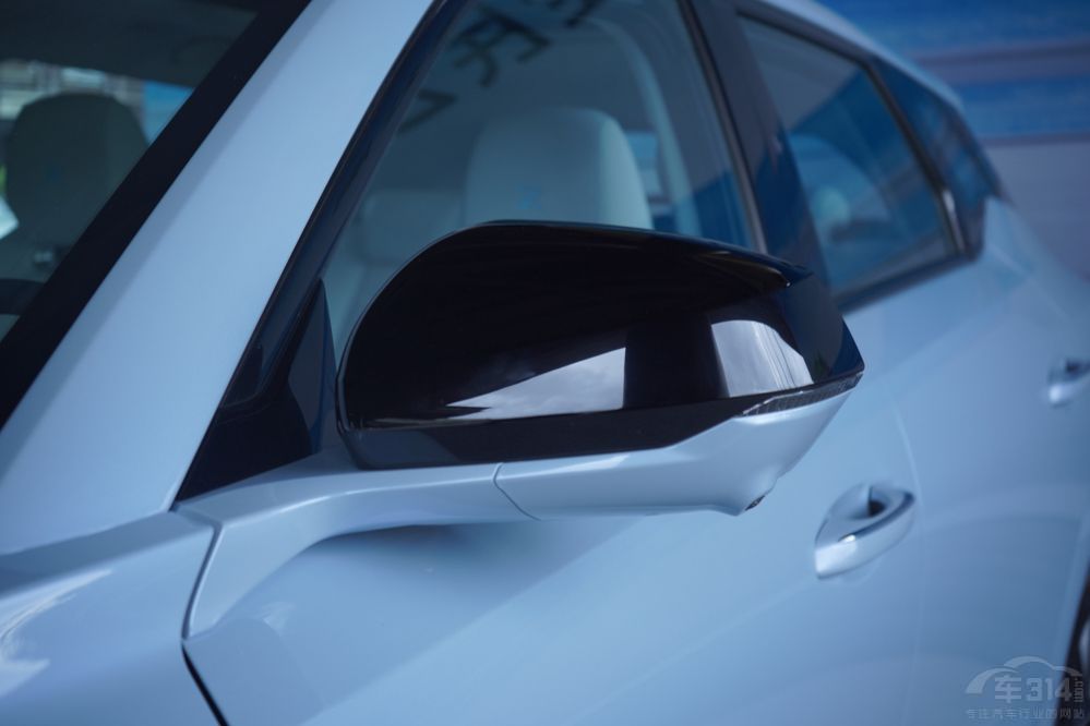 ��8 PLUS�H�ie+�����L���W��Z6 iDD ��