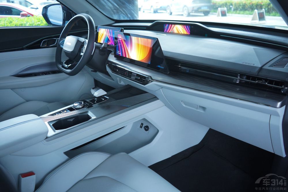 ��8 PLUS�H�ie+�����L���W��Z6 iDD ��