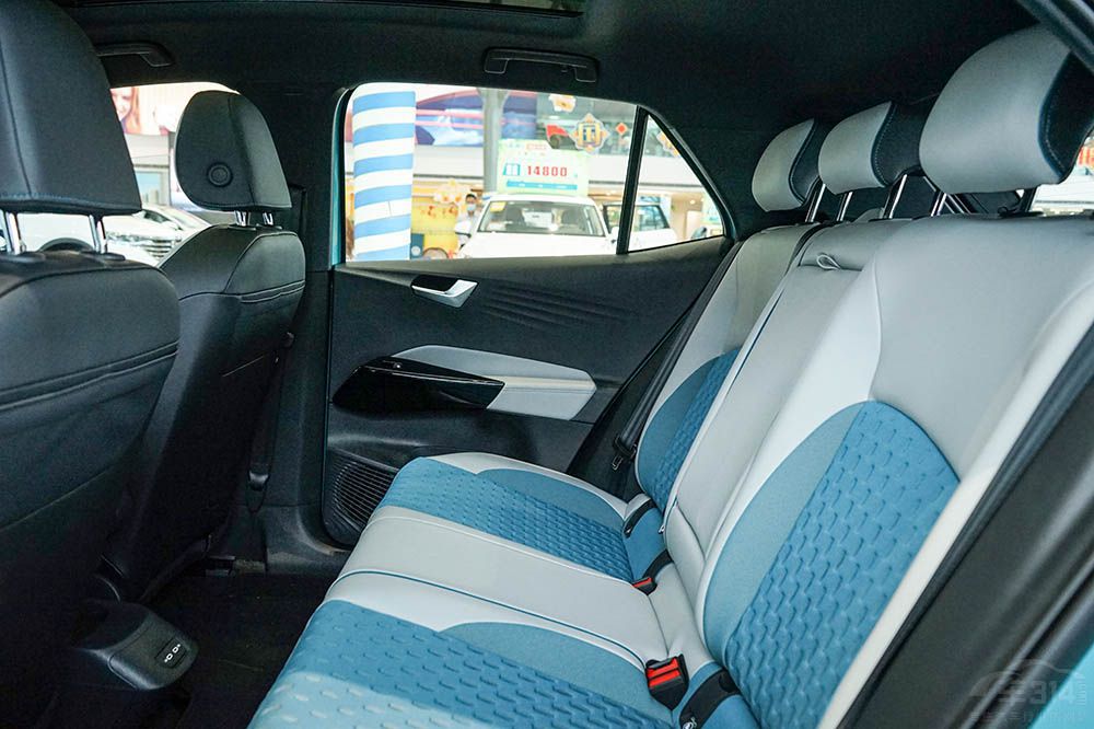 ��ID.3���ȱȁ���ԪPLUS �l���Ѓ�(y��u)����