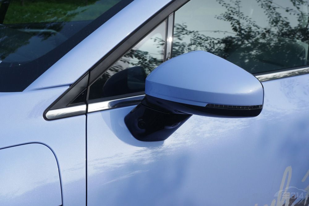 �L�����{SL03��С�iP5�����l��ֵ���x��