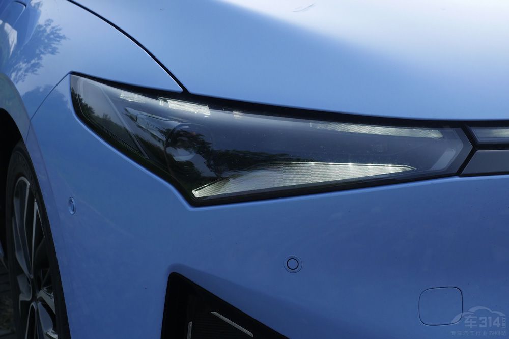 �L�����{SL03��С�iP5�����l��ֵ���x��