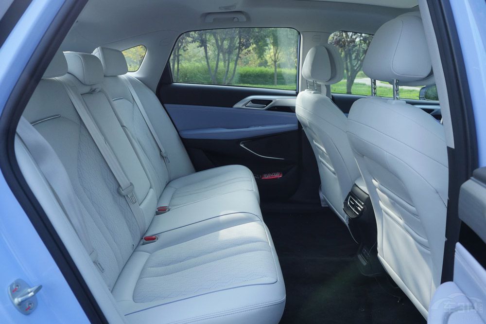 �L�����{SL03��С�iP5�����l��ֵ���x��