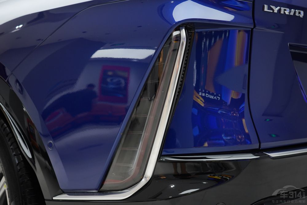 �P������LYRIQ�J���ε��ES7ԓ��ô�x��