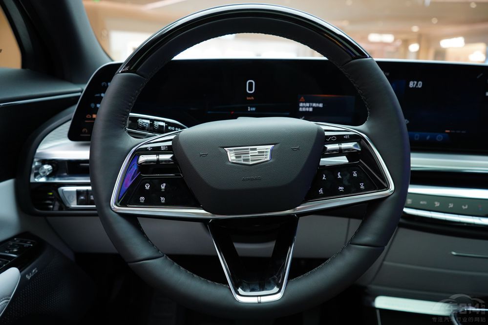 �P������LYRIQ�J���ε��ES7ԓ��ô�x��