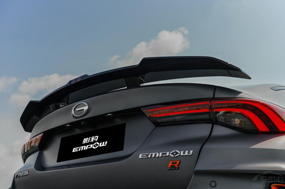 �xӰ��R-styleِ����߀���L��UNI-V 1.5T��