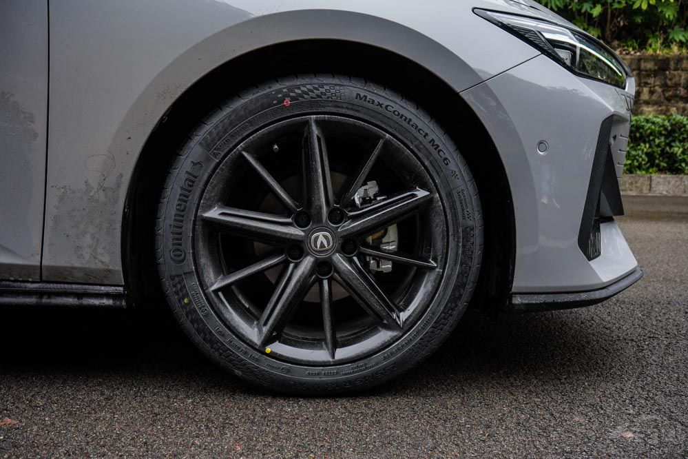 �xӰ��R-styleِ����߀���L��UNI-V 1.5T��