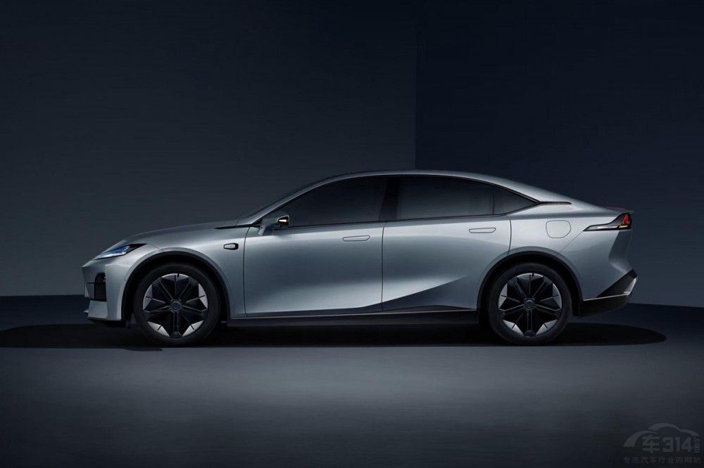 �L�����{(l��n)SL03����PLUS DM-i �l��ֵ���I��