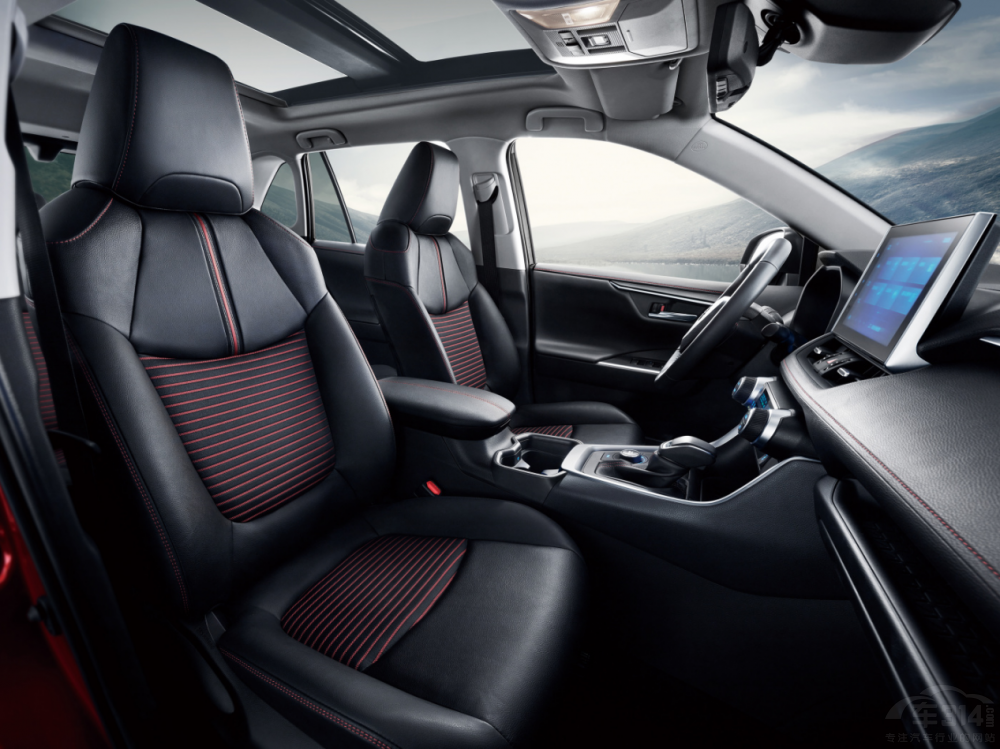 ���FDHT-PHEV�cRAV4�s���p��E+ �l(shu��)��(qi��ng)��