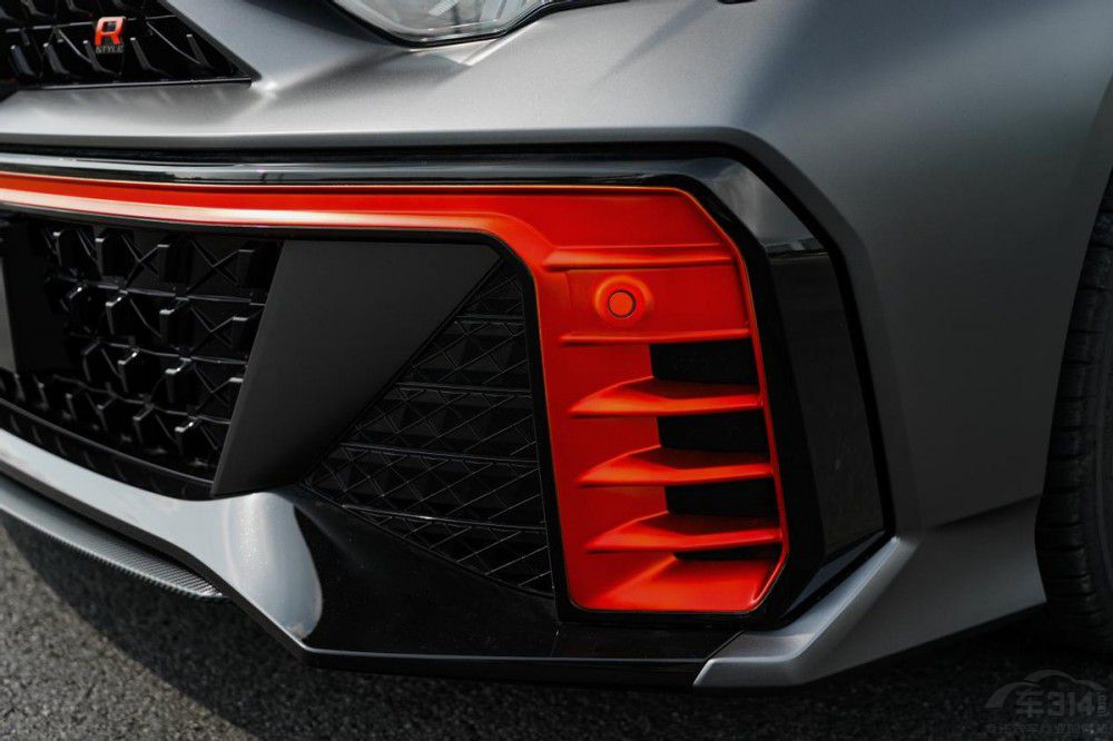 �xӰ��R-styleِ����߀���L��UNI-V 1.5T��