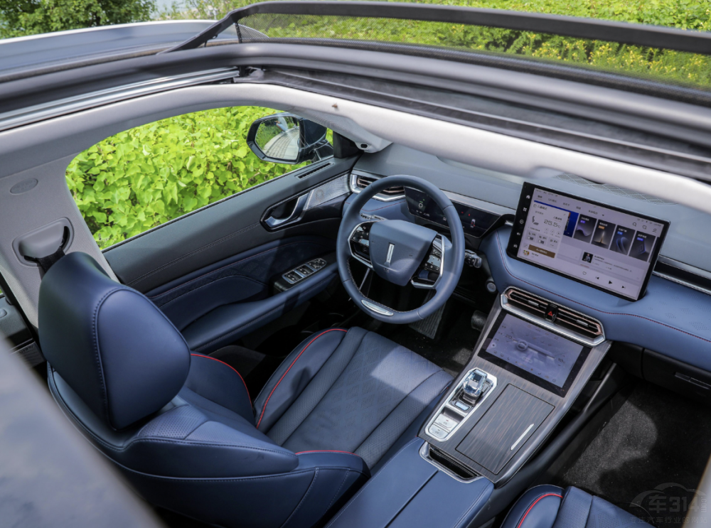 ���FDHT-PHEV�cRAV4�s���p��E+ �l(shu��)��(qi��ng)��