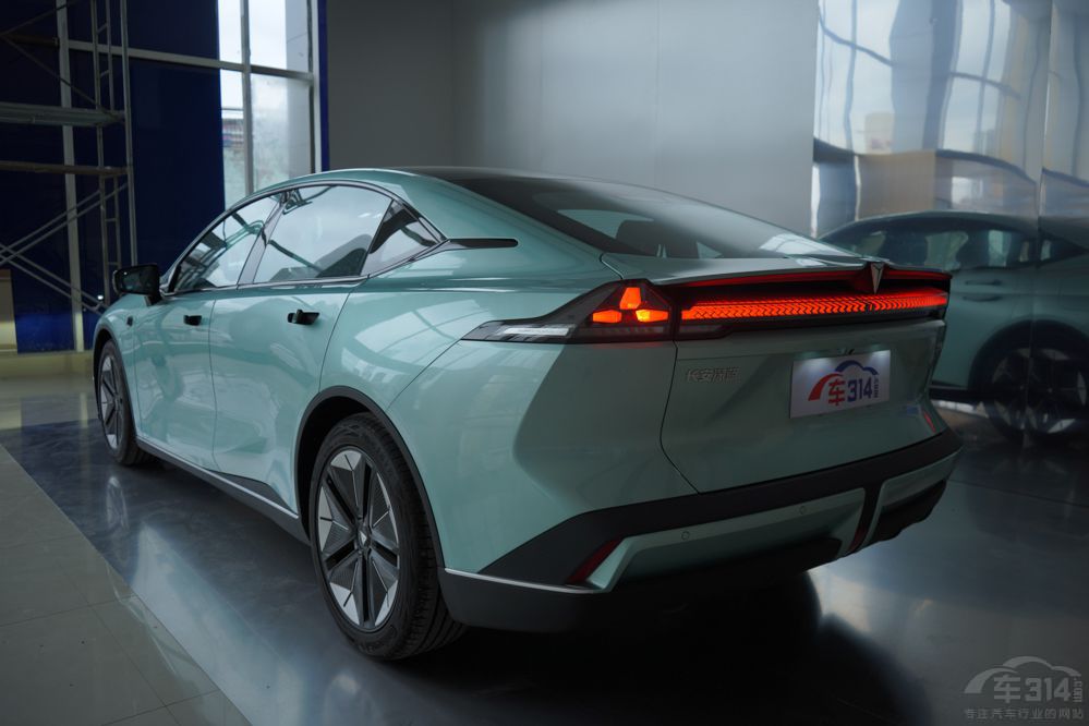 ����С���� ���{(l��n)SL03�͆���D60EV�l����(qi��ng)��