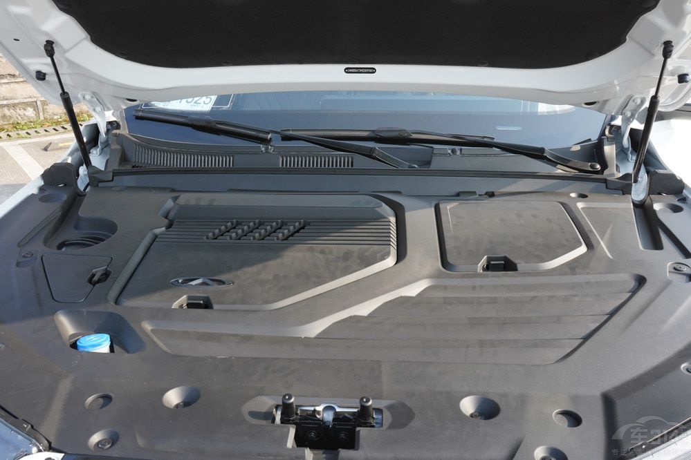 �ϰ�����SUV��� Ħ��DHT-PHEV�I(l��ng)���