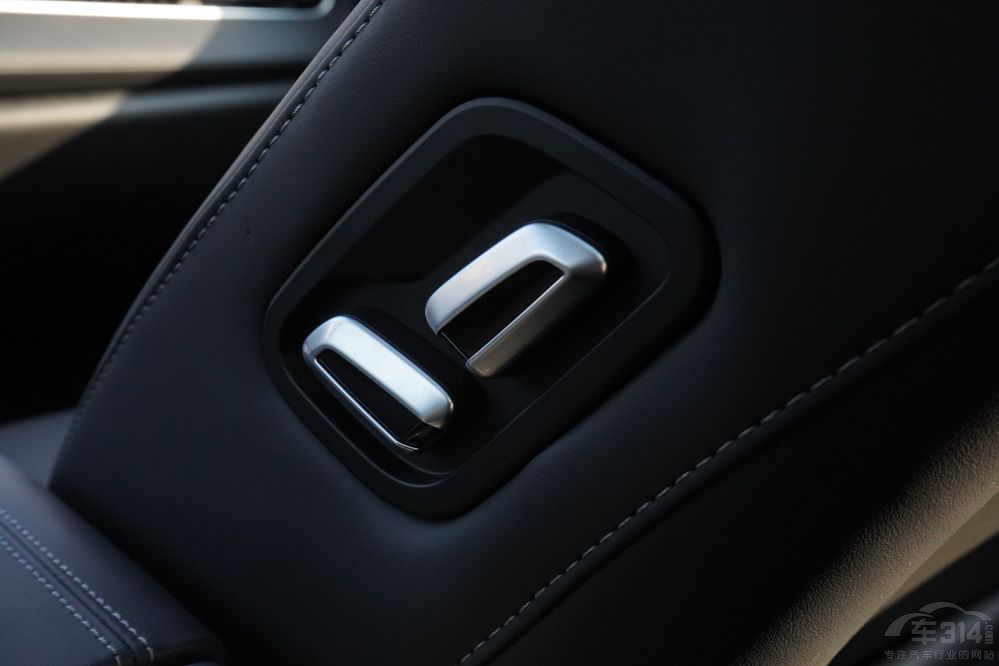 �ϰ�����SUV��� Ħ��DHT-PHEV�I(l��ng)㕣�