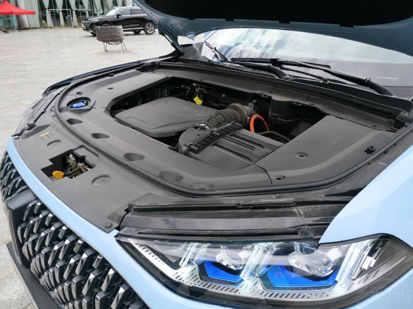 �ϰ�����SUV��� Ħ��DHT-PHEV�I(l��ng)㕣�