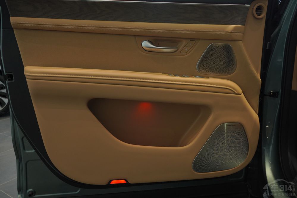 ����ONE�����Ŕ� ��(w��n)��M7��ֵ���x�᣿