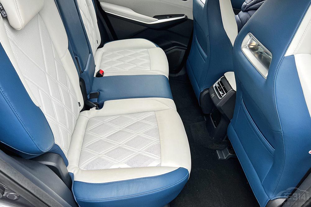 �L��CS75 PLUS�ܷ��c�֠���XC40һ�^����