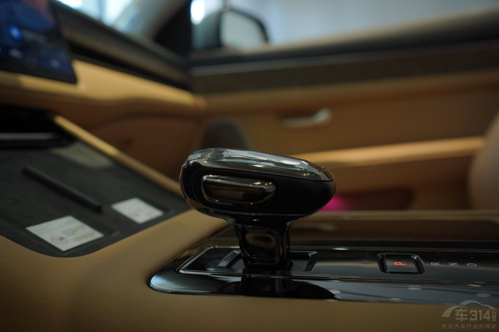 ���_�����m������ �@������܇��̫������