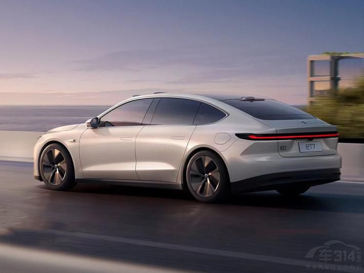 ���AC��(j��)܇(ch��)ε��(l��i)ET7�͸ߺ�HiPhi Z�l(shu��)ֵ���x��