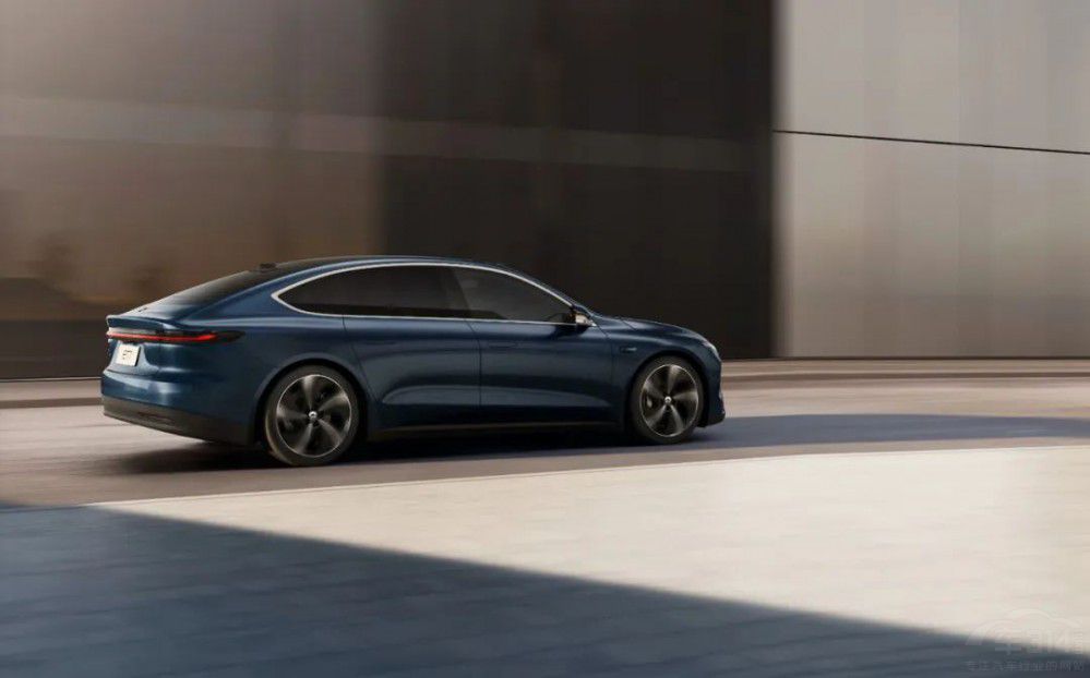 ���AC��(j��)܇(ch��)ε��(l��i)ET7�͸ߺ�HiPhi Z�l(shu��)ֵ���x��