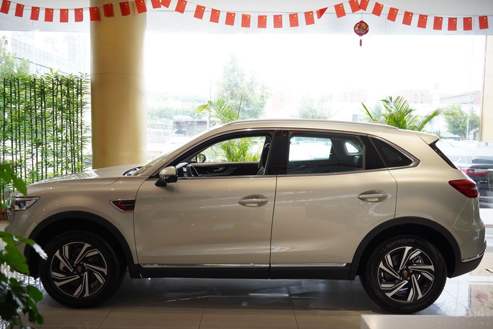 �t��HS5�ͱ���CR-V�l�Ǽ���SUV�(y��u)����